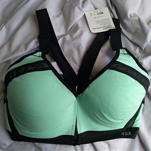 Mint 32D's NWT by VS SPORT